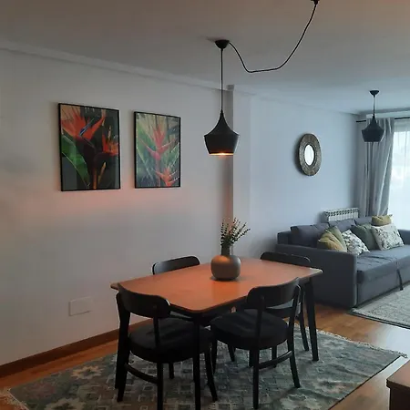 El Castro Borizu - Piscina Y Playa En * Celorio (Llanes)